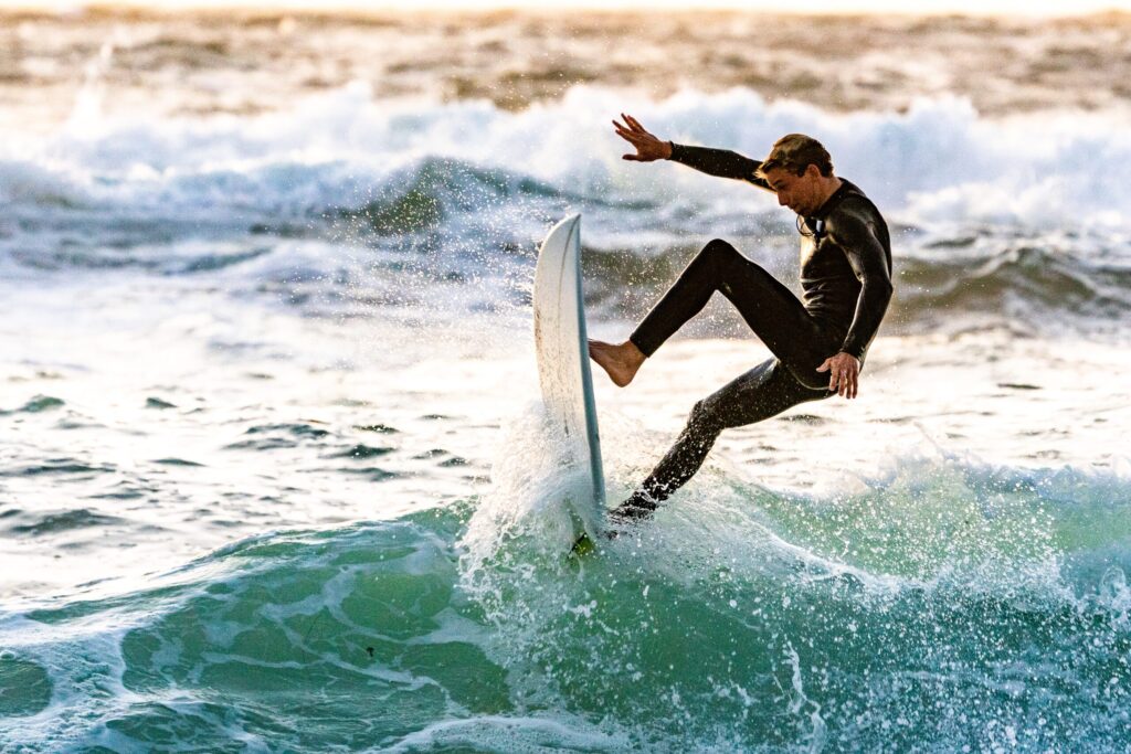 wetsuit surfer