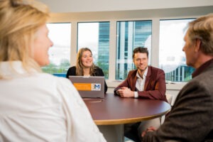 Expat mortgages, people in meeting